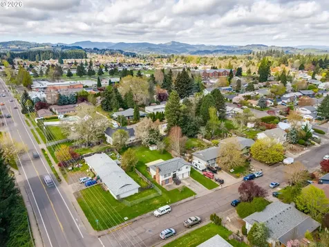 207 NW Ash Street Mcminnville OR 97128