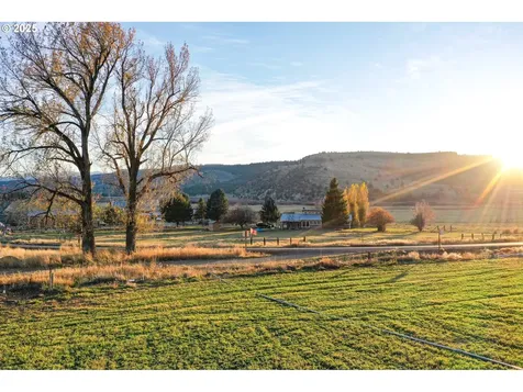 28000 SE Paulina Highway Prineville OR 97754