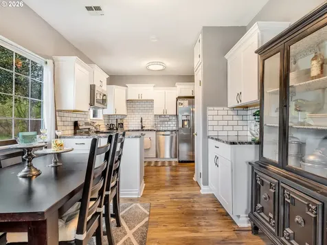 45 SW Birch Court Warrenton OR 97146
