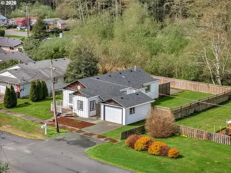 45 SW Birch Court Warrenton OR 97146