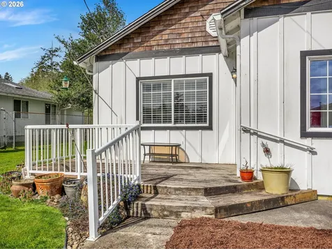 45 SW Birch Court Warrenton OR 97146