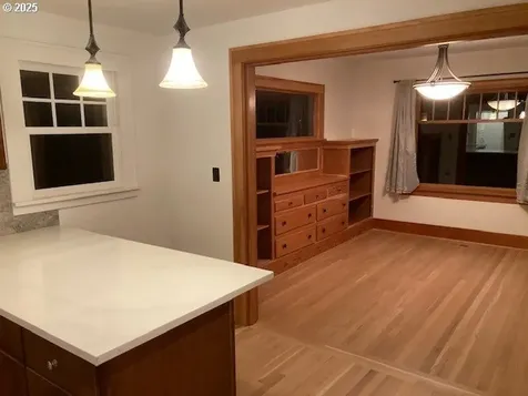 1715 SE 51st Avenue Portland OR 97215