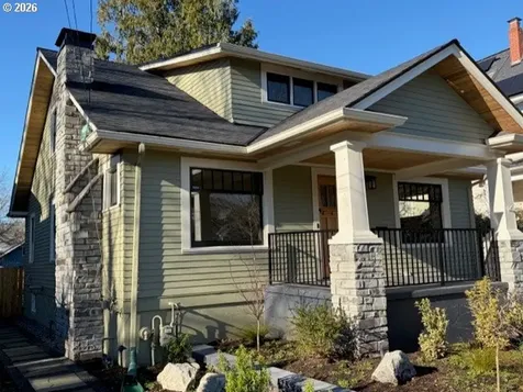 1715 SE 51st Avenue Portland OR 97215