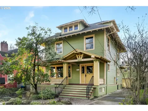 2347 NE 8th Avenue Portland OR 97212
