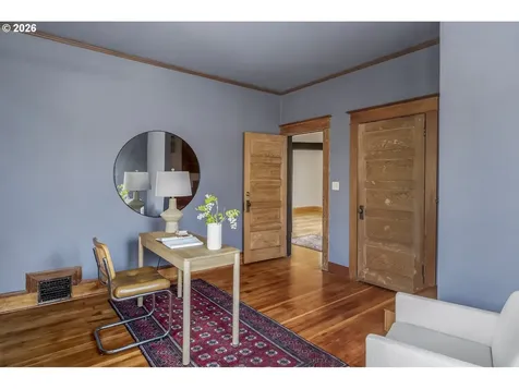 2347 NE 8th Avenue Portland OR 97212