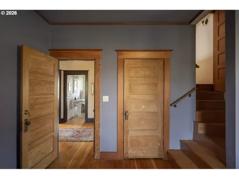 2347 NE 8th Avenue Portland OR 97212