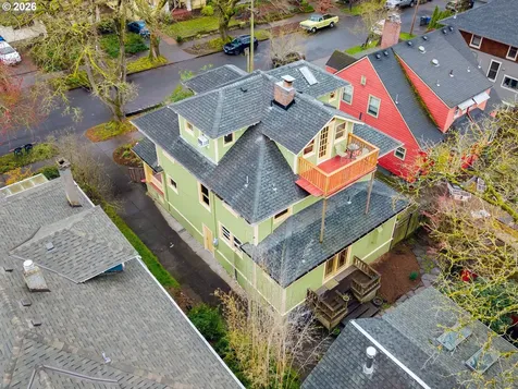2347 NE 8th Avenue Portland OR 97212