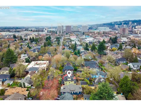 2347 NE 8th Avenue Portland OR 97212