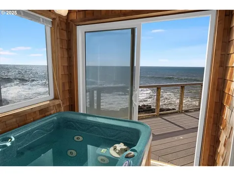 3535 Rocky Creek Avenue Depoe Bay OR 97341