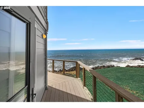 3535 Rocky Creek Avenue Depoe Bay OR 97341