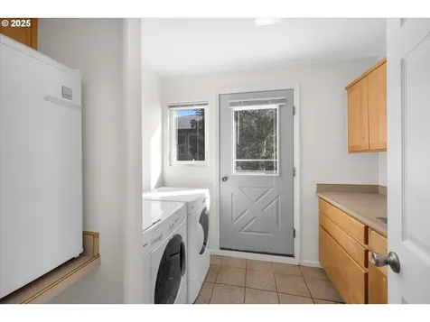 3535 Rocky Creek Avenue Depoe Bay OR 97341