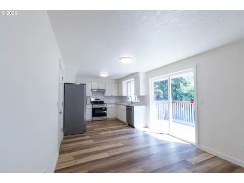 384 Lower Lavista Court Salem OR 97304