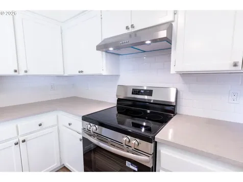 384 Lower Lavista Court Salem OR 97304