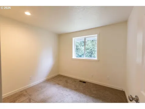 384 Lower Lavista Court Salem OR 97304