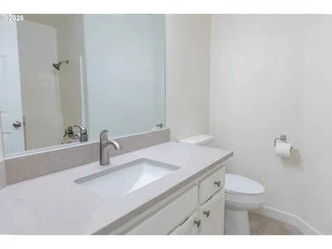384 Lower Lavista Court Salem OR 97304