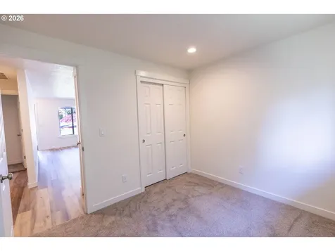 384 Lower Lavista Court Salem OR 97304