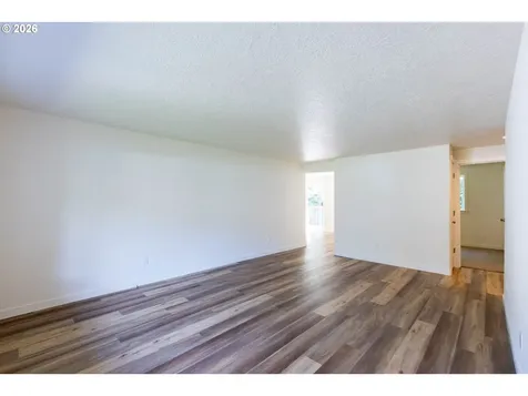 384 Lower Lavista Court Salem OR 97304