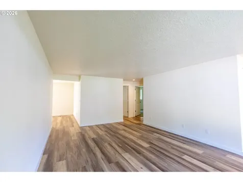384 Lower Lavista Court Salem OR 97304