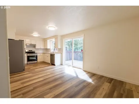 384 Lower Lavista Court Salem OR 97304