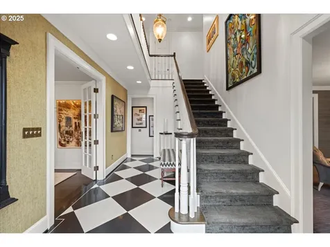 635 NW Albemarle Terrace Portland OR 97210