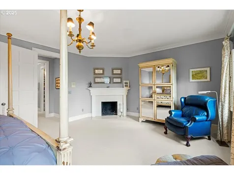 635 NW Albemarle Terrace Portland OR 97210