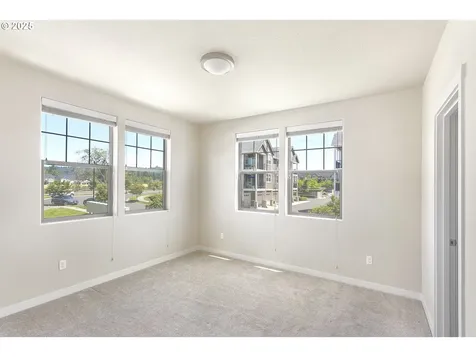 16449 NW Chadwick Way Portland OR 97229