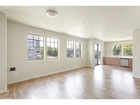 16449 NW Chadwick Way Portland OR 97229