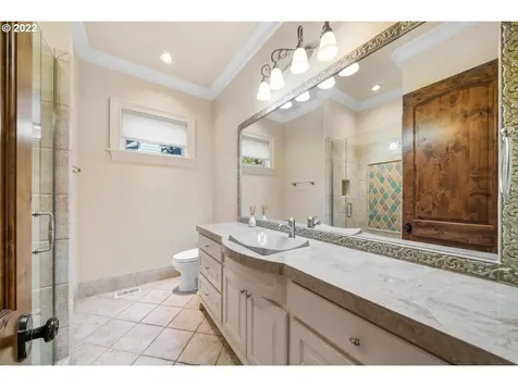 3142 Lakeview Boulevard Lake Oswego OR 97035