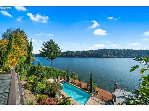 3142 Lakeview Boulevard Lake Oswego OR 97035