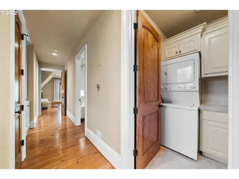 3142 Lakeview Boulevard Lake Oswego OR 97035