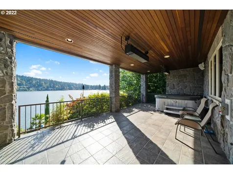 3142 Lakeview Boulevard Lake Oswego OR 97035