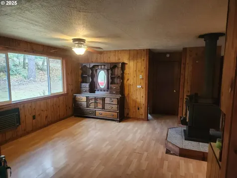 8974 Spirit Lake Highway Toutle WA 98649