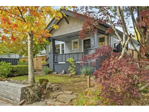 5811 SE Long Street Portland OR 97206