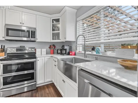 2524 Gales Way Forest Grove OR 97116