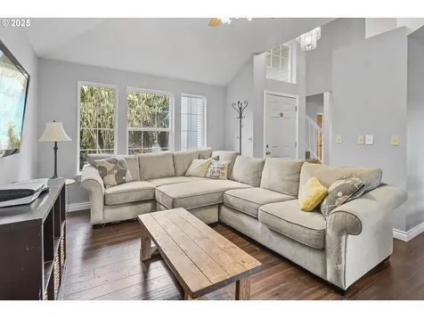 2524 Gales Way Forest Grove OR 97116