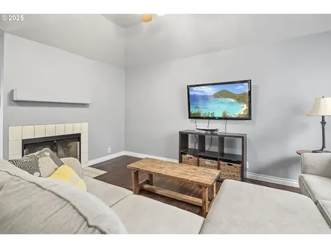 2524 Gales Way Forest Grove OR 97116