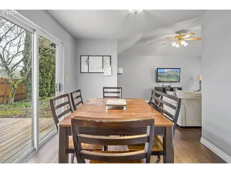 2524 Gales Way Forest Grove OR 97116