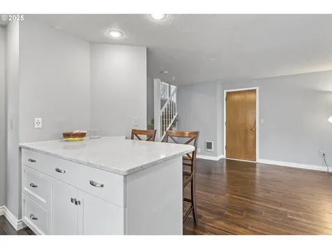 2524 Gales Way Forest Grove OR 97116