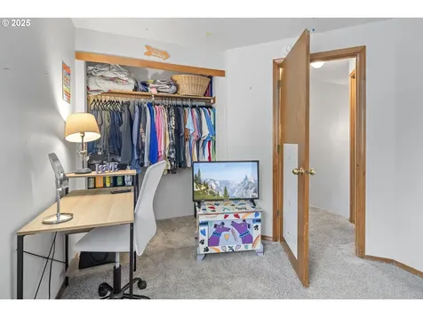 2524 Gales Way Forest Grove OR 97116