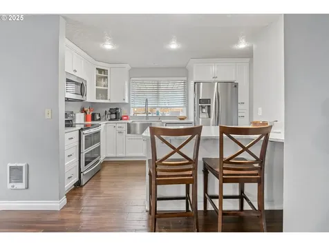 2524 Gales Way Forest Grove OR 97116