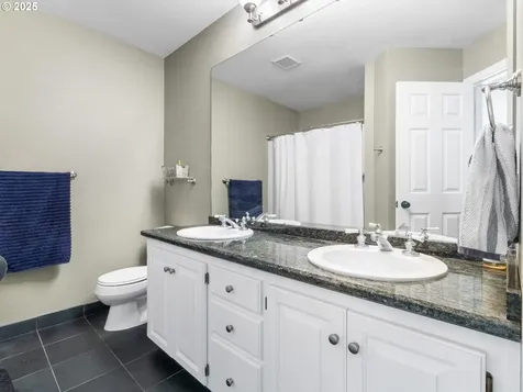 2402 SE 113th Court Vancouver WA 98664
