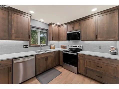 2319 NE 104th Street Vancouver WA 98686