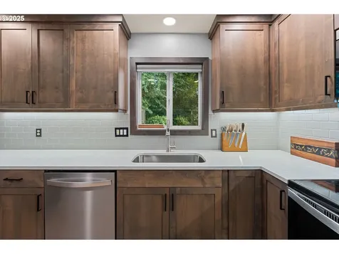 2319 NE 104th Street Vancouver WA 98686