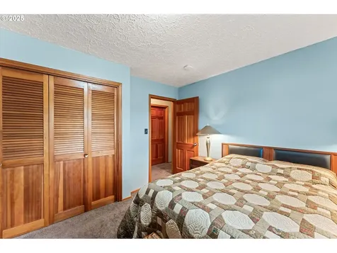 2319 NE 104th Street Vancouver WA 98686