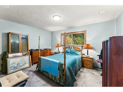 2319 NE 104th Street Vancouver WA 98686