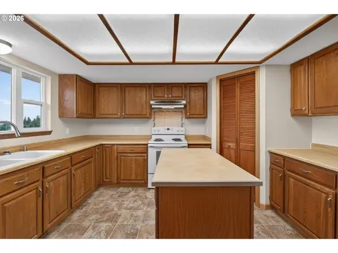 33501 Blaha Road Warren OR 97053