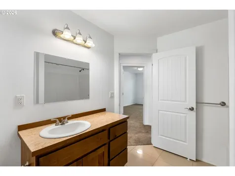 327 3rd Avenue Dallesport WA 98617