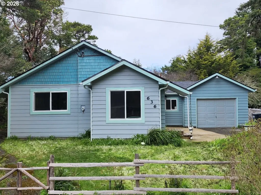 636 18th Street Port Orford OR 97465