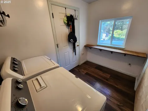 636 18th Street Port Orford OR 97465