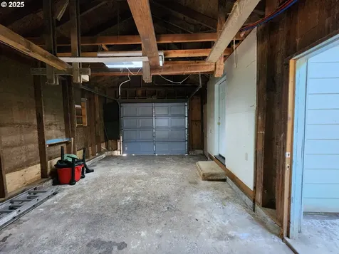 636 18th Street Port Orford OR 97465